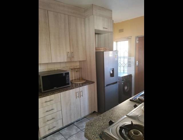 3 BEDROOM DUPLEX FOR SALE IN BIRCHLEIGH NORTH